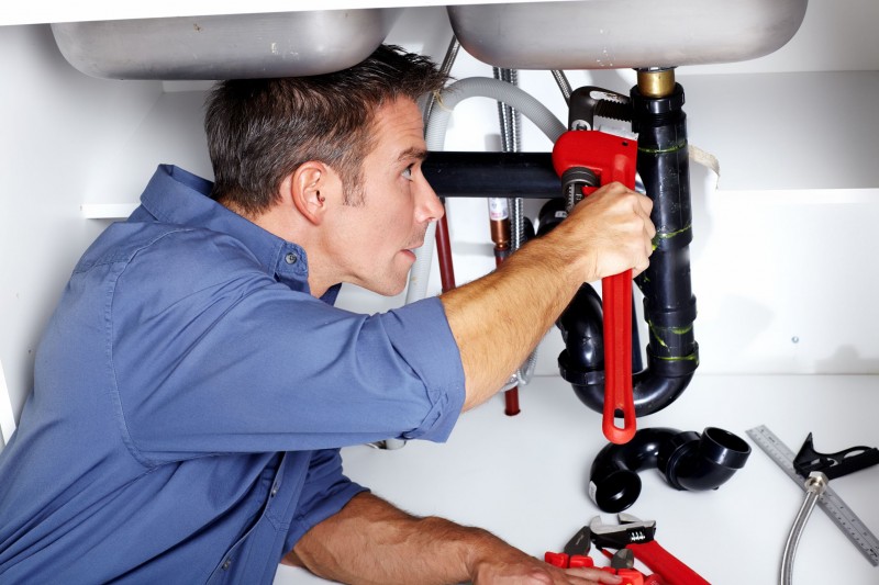 The Benefits of Hiring a Plumbing Service in Palm Springs, CA